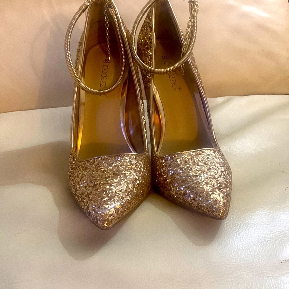 Gold glitter heels